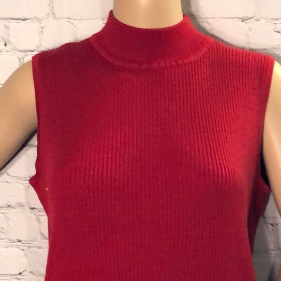 Croft & Barrow Vintage Ribbed Sleeveless Top LP - Picture 2 of 11